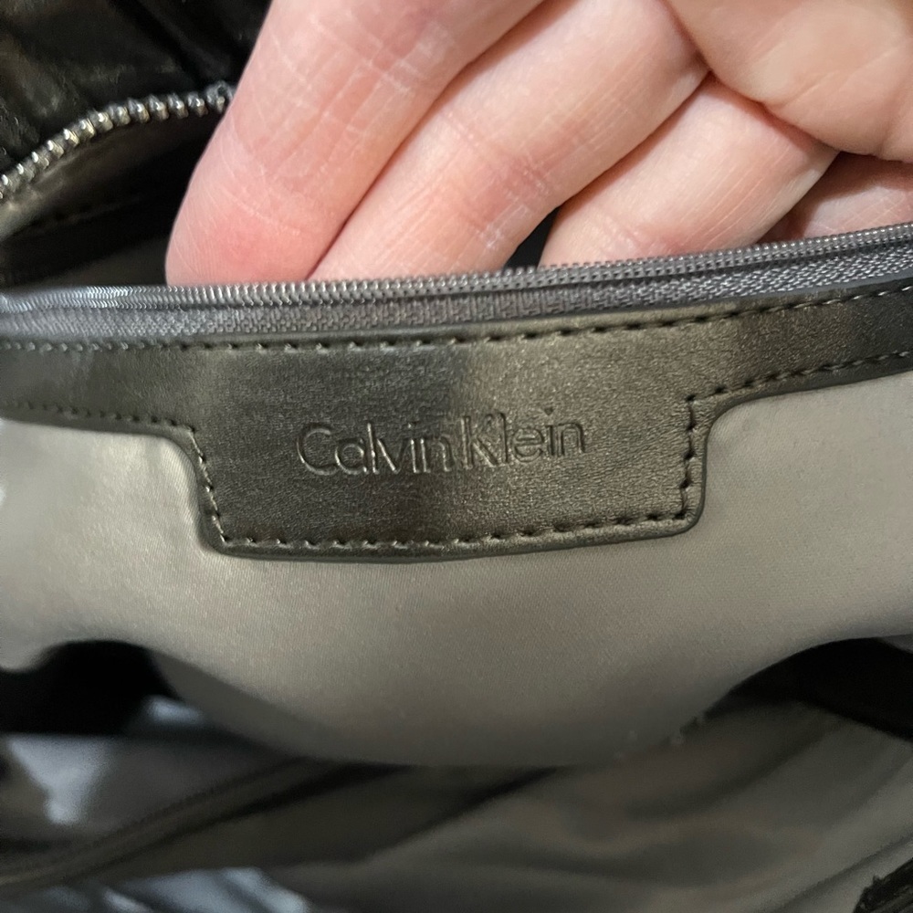 Calvin Klein - Picture 13 of 14
